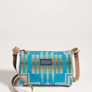 Pendleton Harding Barrel - Turquoise and Beige Crossbody Bag